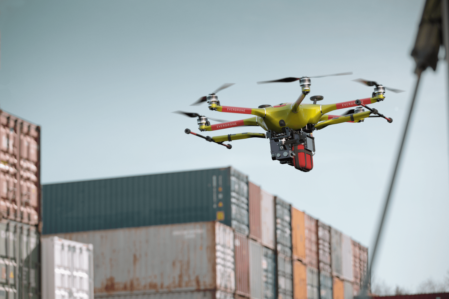 Everdrone drone AED